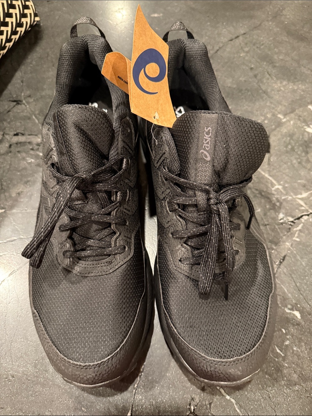 ASICS All-Black Breathable Athletic Running Shoes